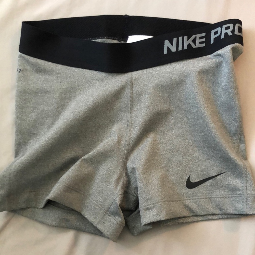 Nike pro gray spandex. Women’s size small.